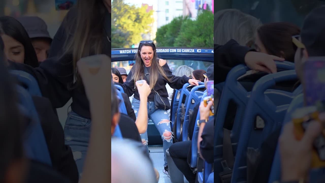 Charters Quito Tour Bus