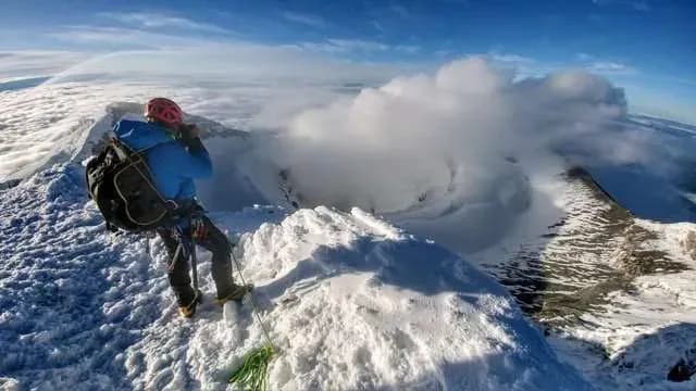 Cumbre del volcán Cotopaxi - Como visitar el Cotopaxi