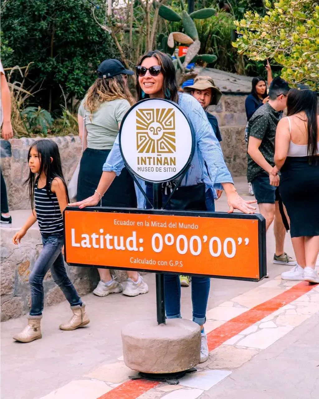 Equatorial Line at the Intiñan Museum