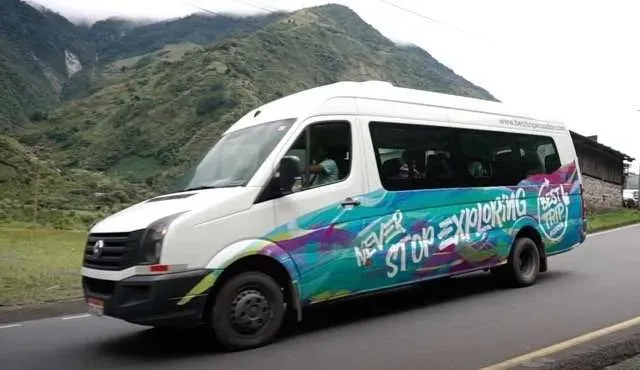 How to get to Mindo by Tour