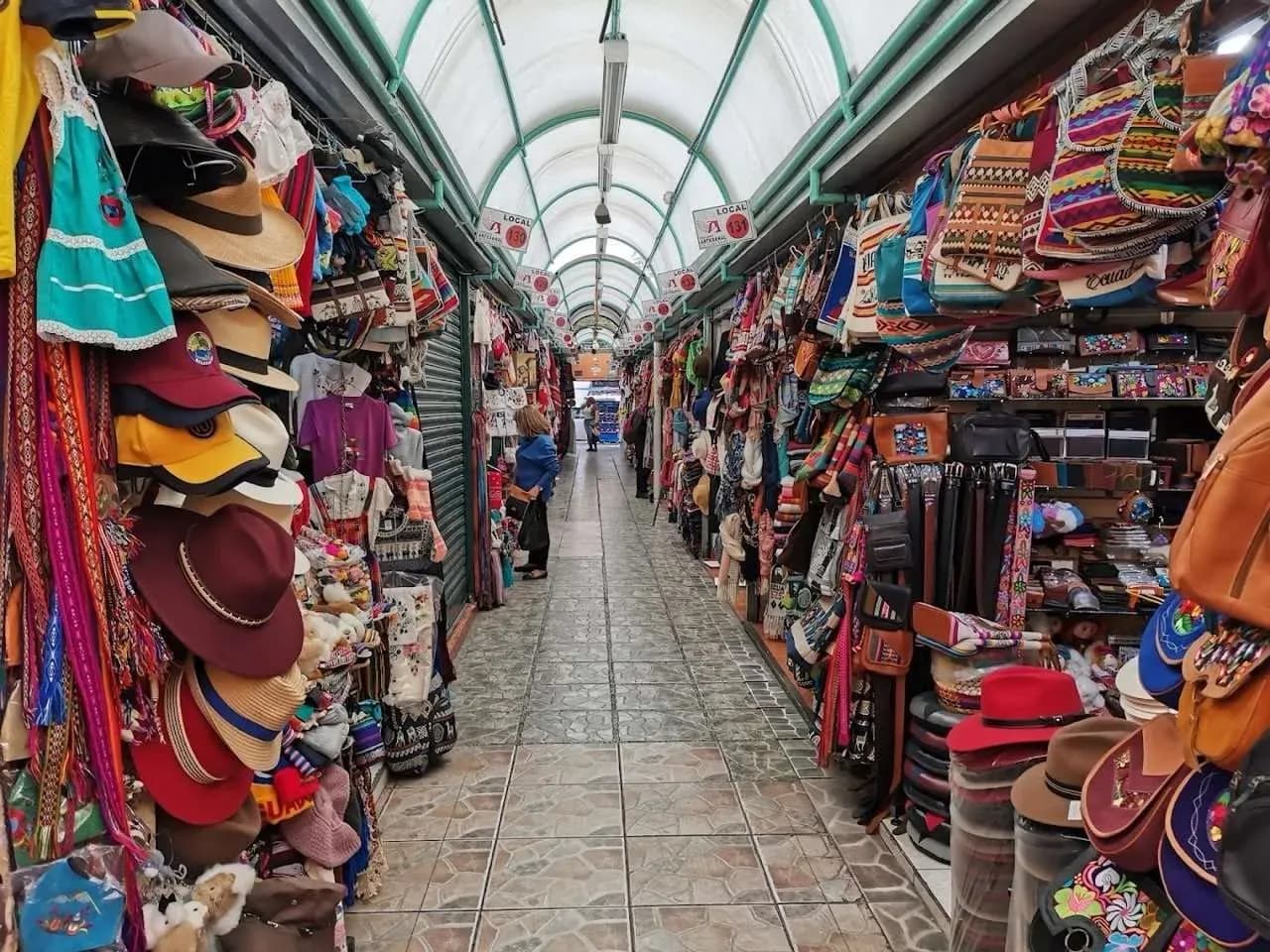 mercado artesanal la mariscal