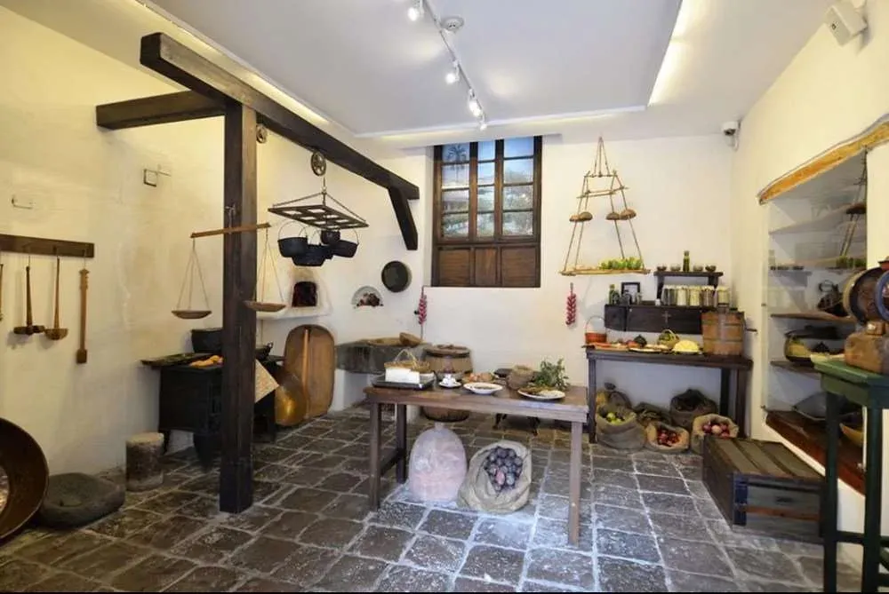 Museo del Carmen Alto - La cocina es donde las carmelitas descalzas preparan sus alimentos diarios
