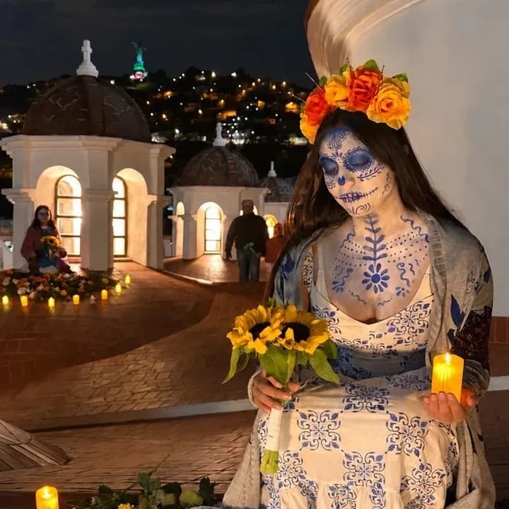 Tour de la Tradición en las Cúpulas de Santa Clara - Quito Tour Bus