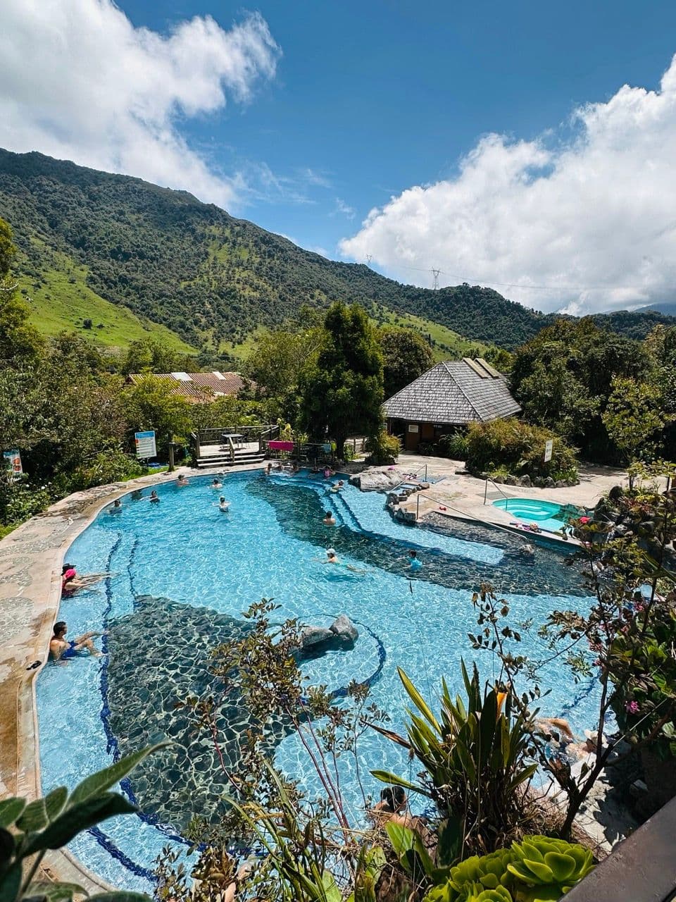 Piscinas del balneario en Termas de Papallacta 2